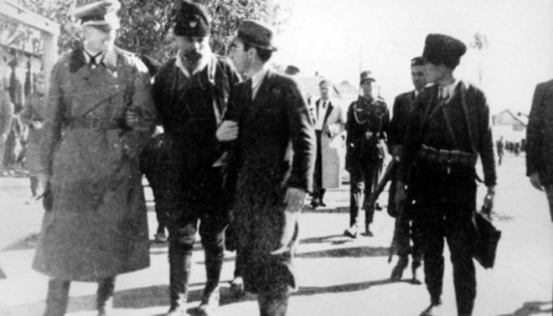 Më 4  2  1944 forcat kuislinge të Xhafer Devës pushkatuan 84 antifashistë  400 i mbyllën në kampet e përqendrimit