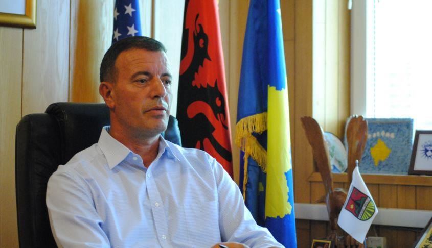 atdheu-perpara-vetes-xhafer-gashi-jep-doreheqje-nga-te-gjitha-pozitat-ne-ldk