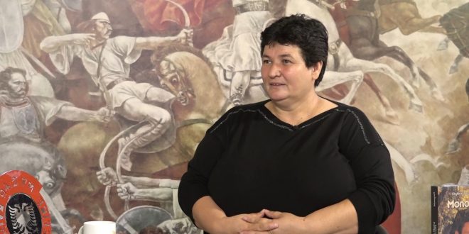 Xhyhere Vezaj-Maçkaj: Ju lus që t' iu gjeni punë bijve e bijave të dëshmorëve, derisa nuk kanë ikur të gjithë nga Kosova