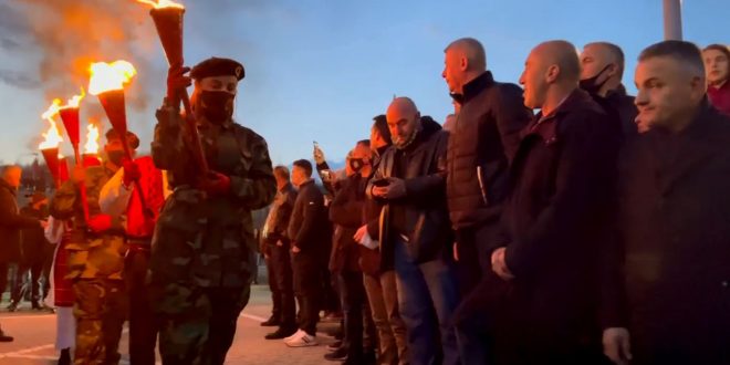 Manifestimet treditore të Epopesë së Ushtrisë Çlirimtare të Kosovës janë përmbyllur me “Natën e Zjarreve”, në Prekaz