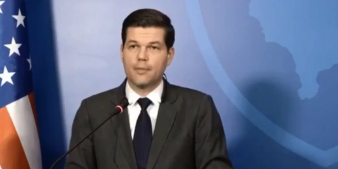 Zëvendëssekretari amerikan i Shtetit për Çështje Evropiane dhe Evroaziatike, Wess Mitchell: Kosova duhet ta zgjidhë çështjen e demarkacionit